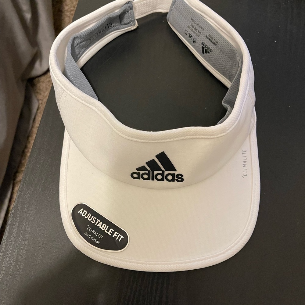 Adidas visor